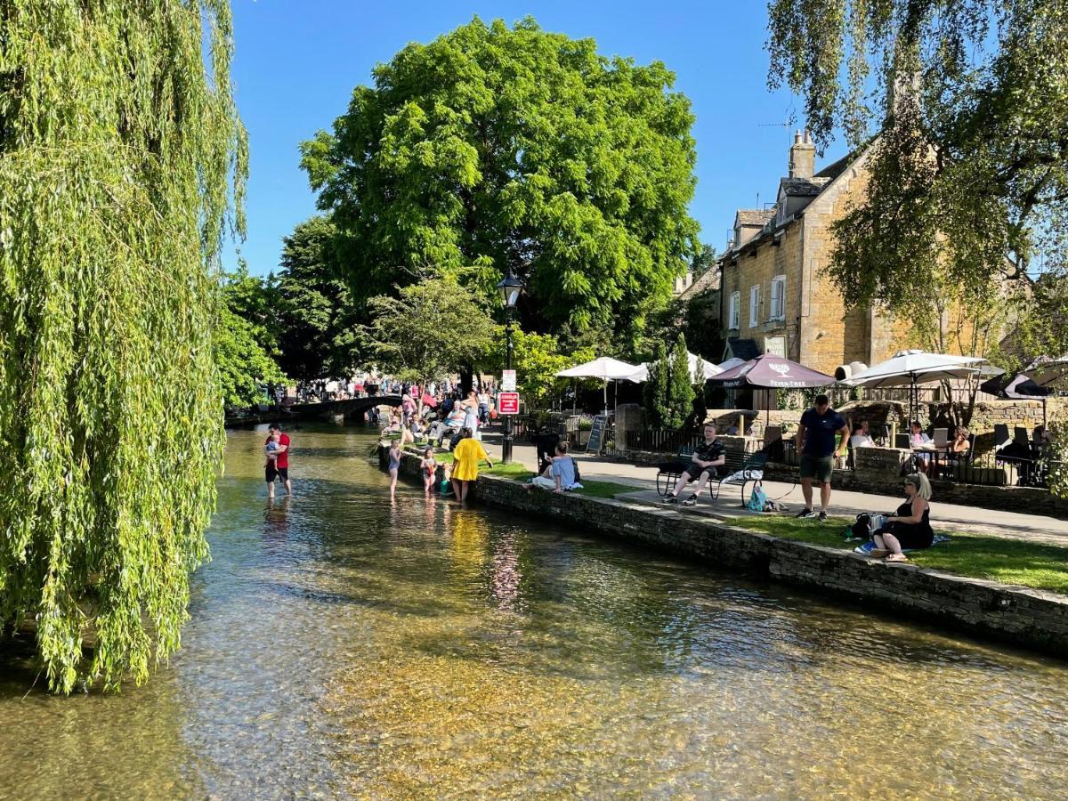 Lavender Lodge Bourton エクステリア 写真